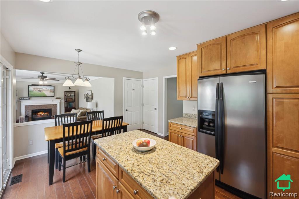 46518 E Oak Manor Court, Canton, MI 48187 — Photo 14