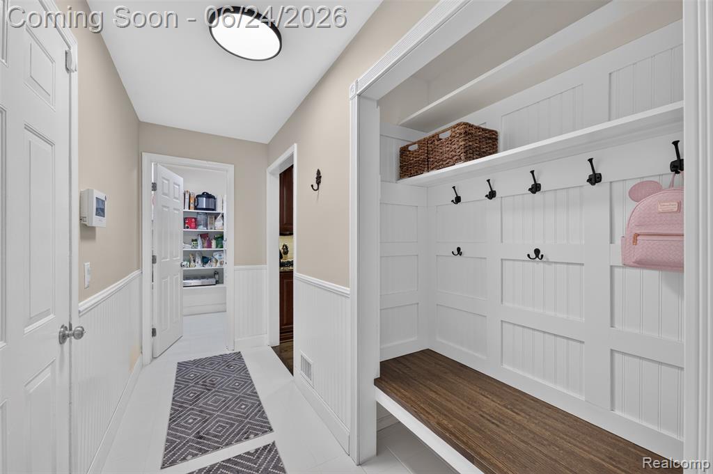 7556 Olde Sturbridge Trail, Clarkston, MI 48348 — Photo 12