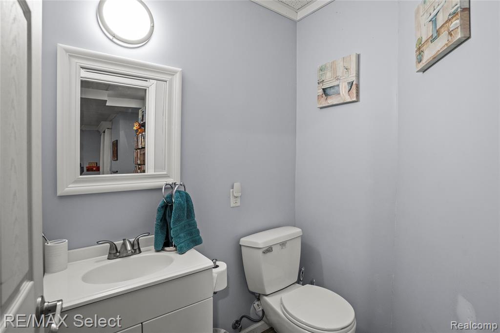300 Regional Way, Imlay City, MI 48444 — Photo 65