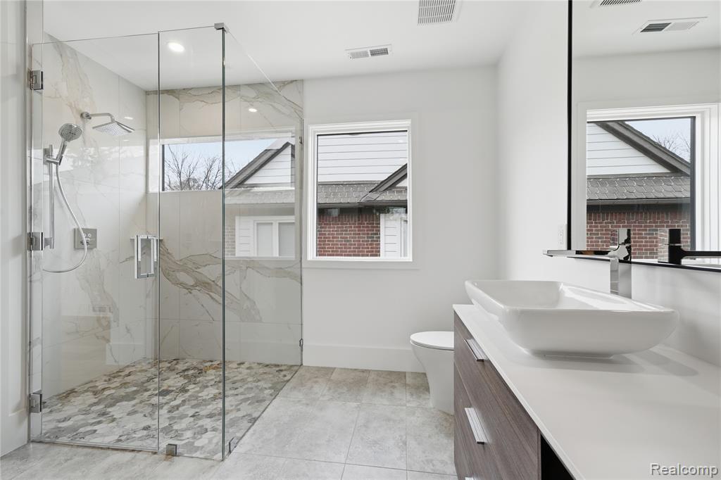 512 Wallace Street, Birmingham, MI 48009 — Photo 23