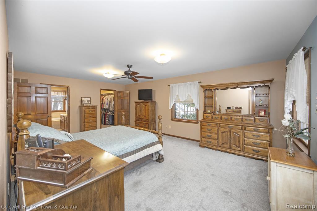 9711 Birch Run, Brighton, MI 48114 — Photo 49