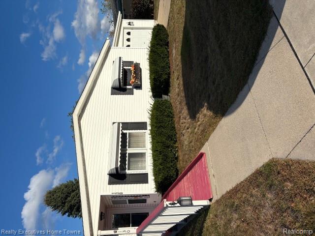 4333 24th Avenue, Fort Gratiot, MI 48059 — Photo 3