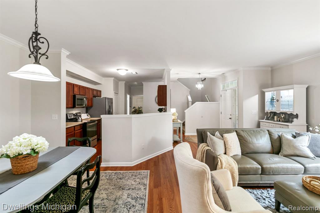 753 ABBINGTON, Howell, MI 48843 — Photo 7