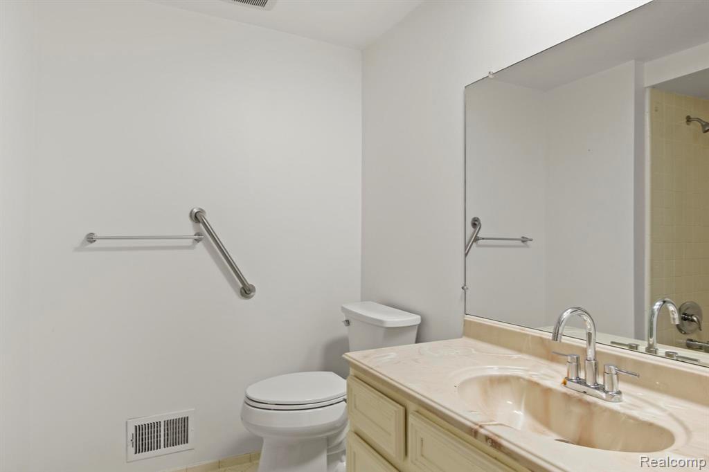 46749 Camelia Drive, Canton, MI 48187 — Photo 24