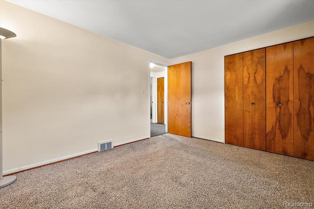 4215 Lexington Drive, Trenton, MI 48183 — Photo 20
