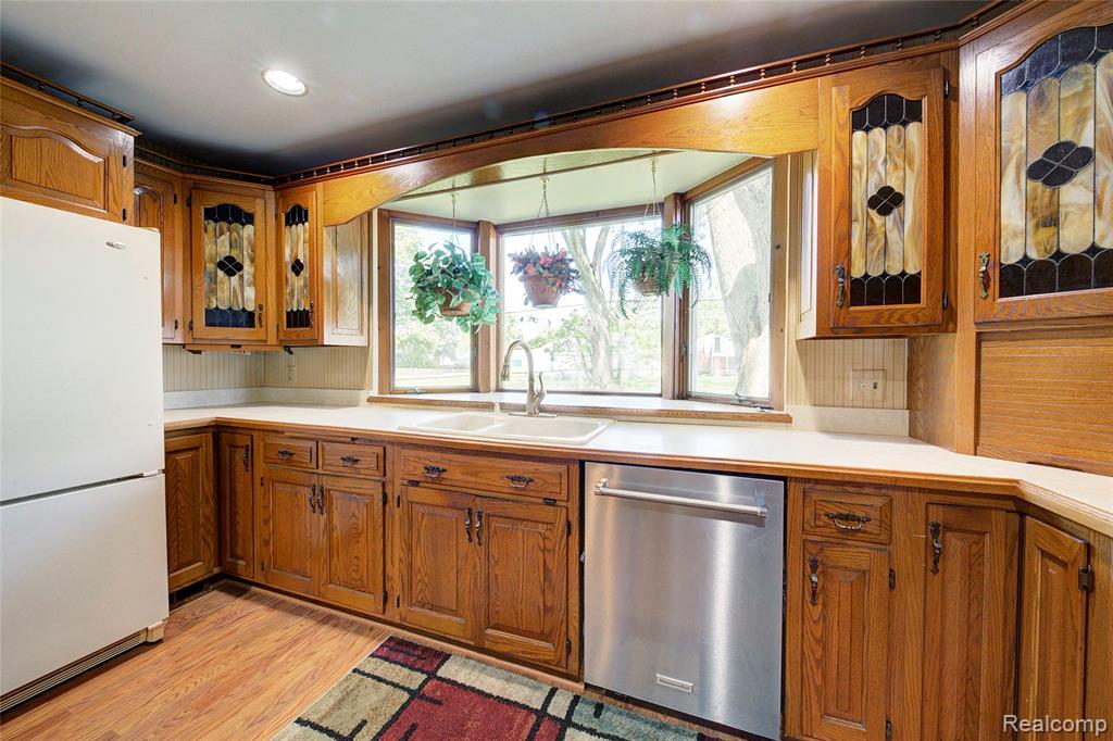5489 Academy Street, Dearborn Heights, MI 48125 — Photo 31