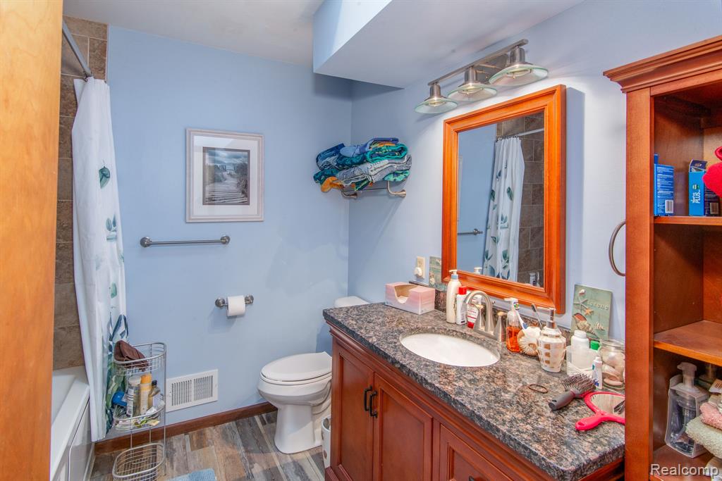 11375 CLINTON Road, Rives Junction, MI 49277 — Photo 12