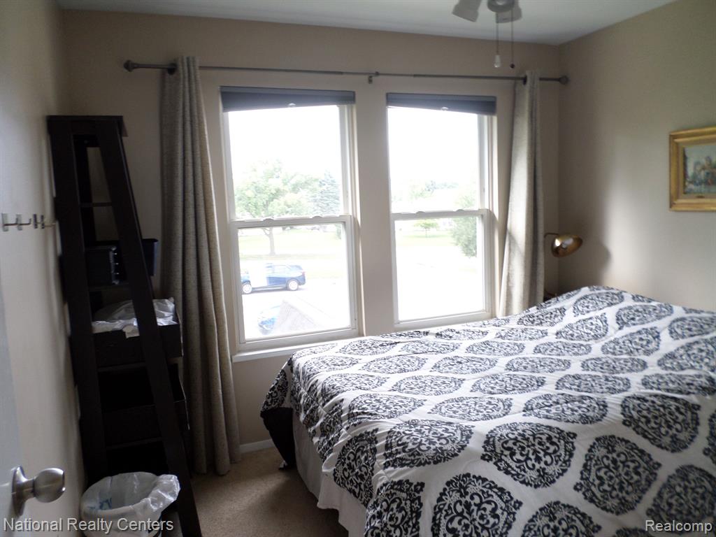 39733 VILLAGE WOOD Lane, Novi, MI — Photo 4