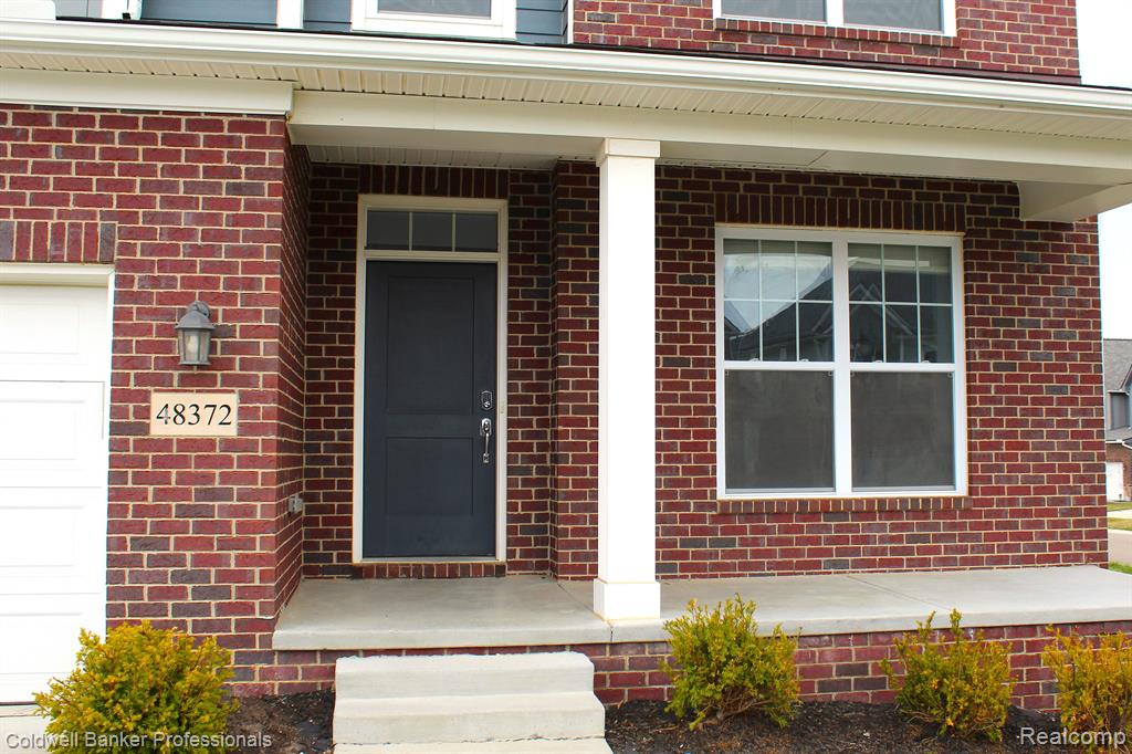 48372 FIELDSTONE Drive, Northville, MI — Photo 2