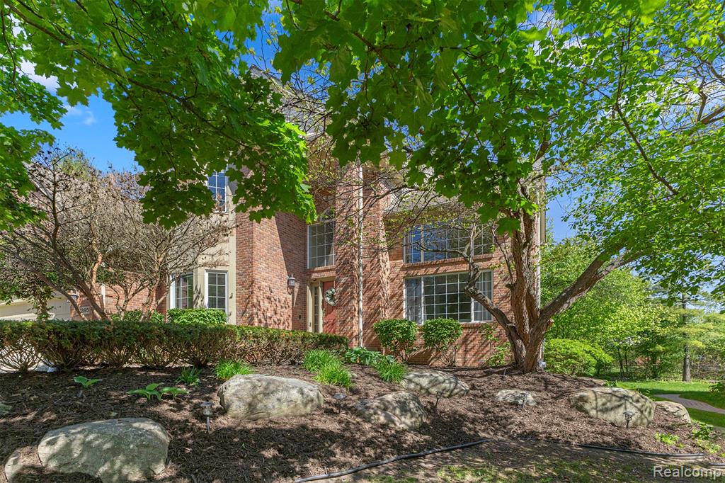 23395 Mission Lane, Farmington, MI 48335 — Photo 68