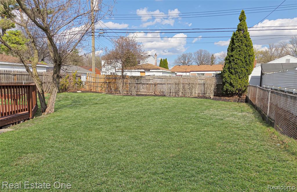 8241 Clippert Street, Taylor, MI — Photo 15
