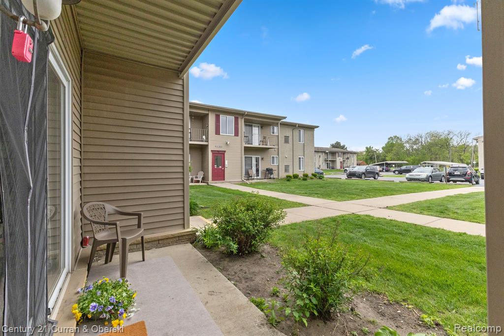 10033 ALLEN POINTE Drive, Allen Park, MI 48101 — Photo 29