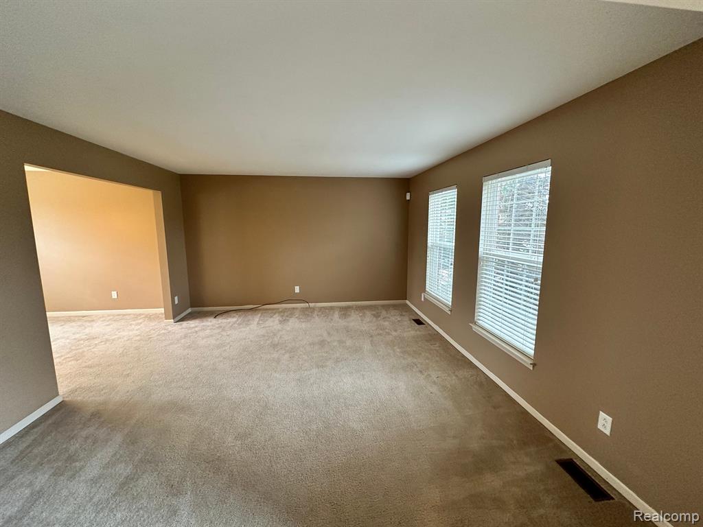 3410 NIAGARA Avenue, Canton, MI 48188 — Photo 17
