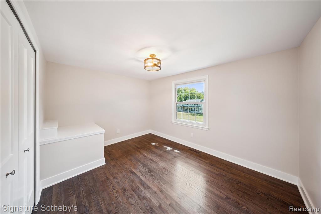 2200 Brenthaven Drive E, Bloomfield, MI 48304 — Photo 24
