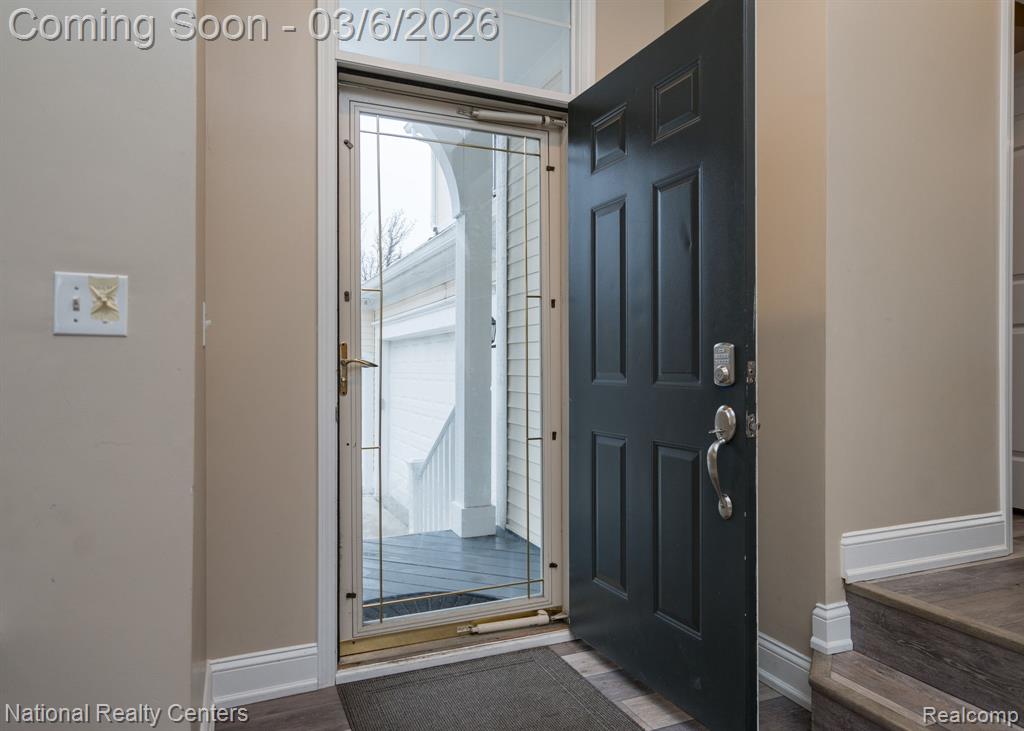 1015 Watersedge Court, Oxford, MI 48371 — Photo 7