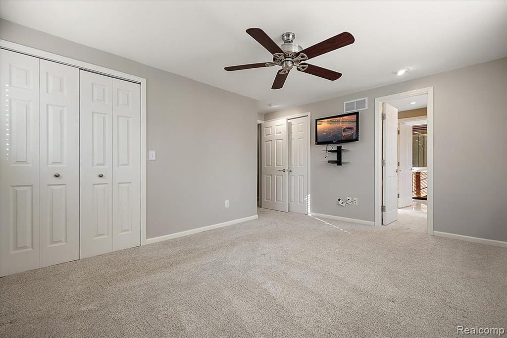 4147 Greensboro Drive, Troy, MI 48085 — Photo 29