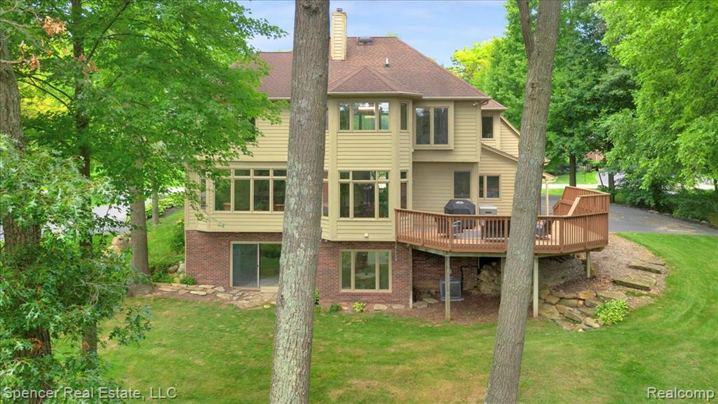 10145 Creekwood Trail, Davisburg, MI 48350 — Photo 3