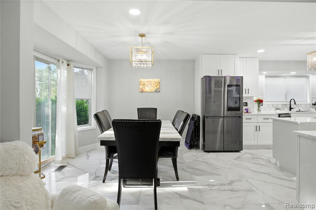 48821 Tremont Drive, Macomb, MI 48044 — Photo 17