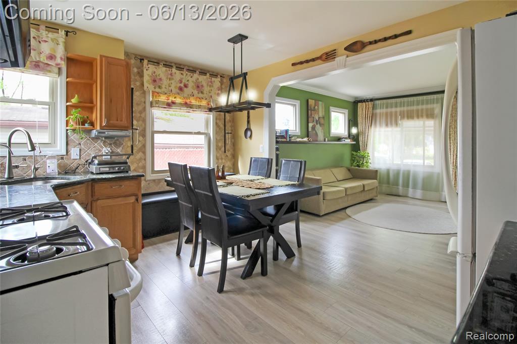 5953 Cooper Street, Taylor, MI 48180 — Photo 16