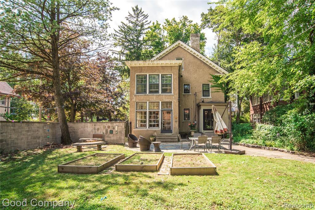 1704 Iroquois Street, Detroit, MI 48214 — Photo 51