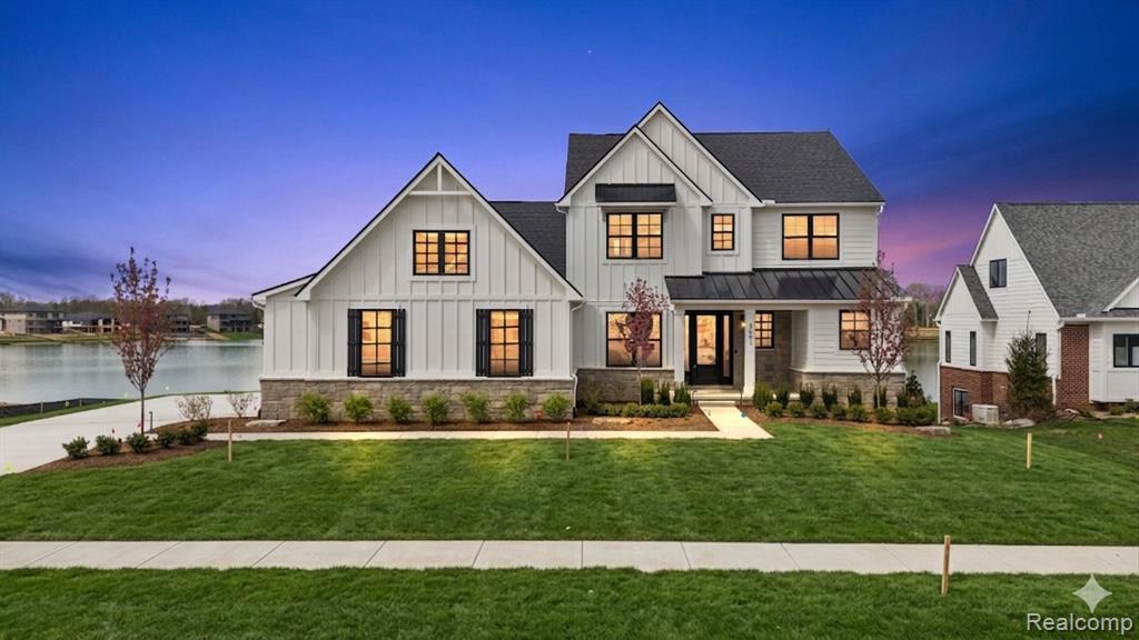 2691 Crystal Lake Drive, Commerce Twp, MI 48382 — Photo 93