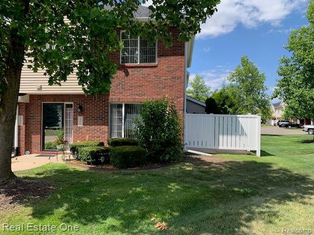 24015 Fairlane Boulevard, Woodhaven, MI 48183 — Photo 2