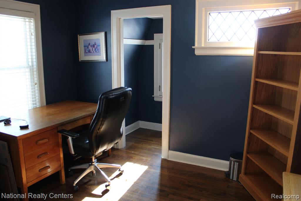 47 MAYWOOD Avenue, Pleasant Ridge, MI — Photo 22