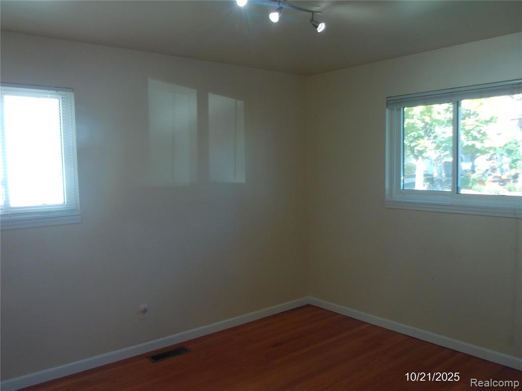 762 RUFFNER Avenue, Birmingham, MI 48009 — Photo 5