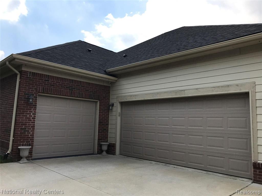51271 UPLAND VIEW Street, Canton, MI 48188 — Photo 24