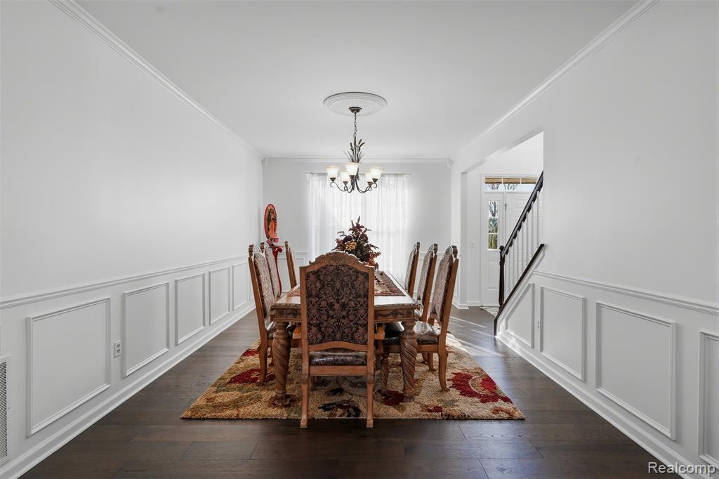 42575 Silverwood Drive, Sterling Heights, MI 48314 — Photo 15
