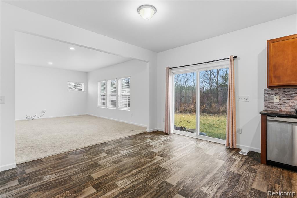 3069 Oxford Lane, Flushing, MI 48433 — Photo 24