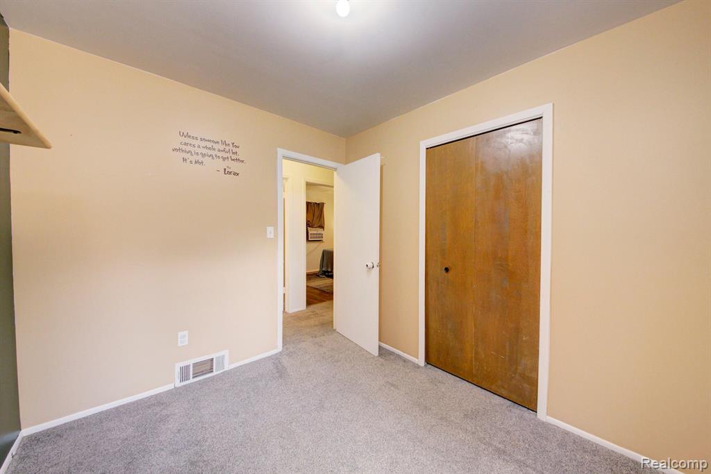 5221 VAN WINKLE Street, Brighton, MI 48116 — Photo 18