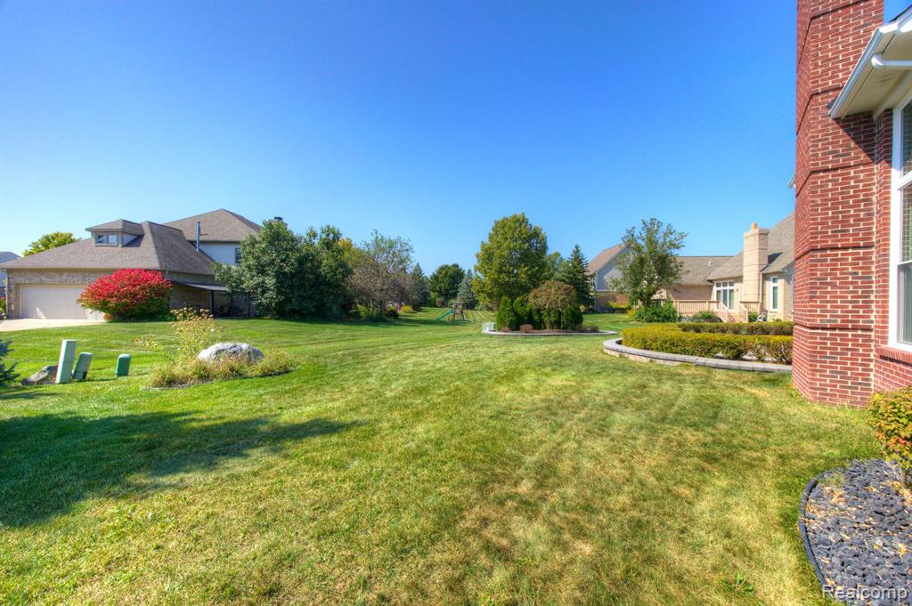 47631 Pavillon Road, Canton, MI 48188 — Photo 58