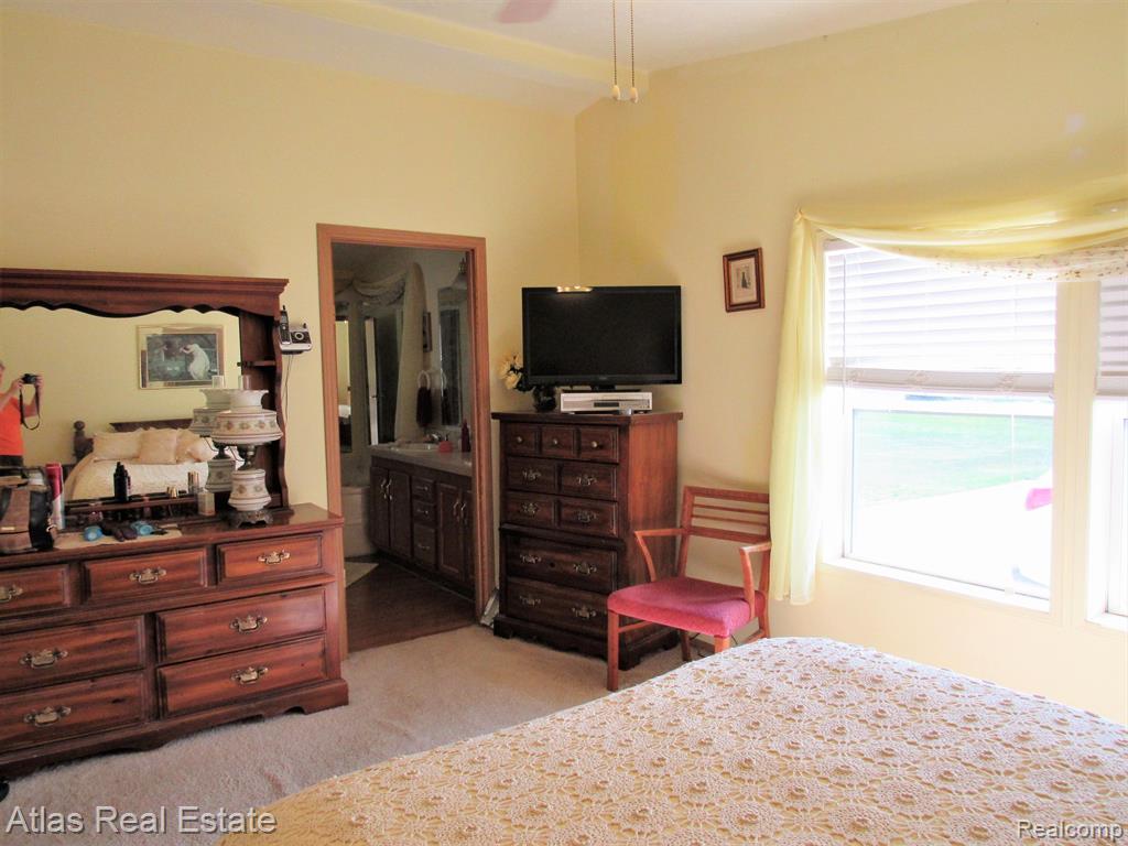 78 W BARNES Road, Fostoria, MI 48435 — Photo 12