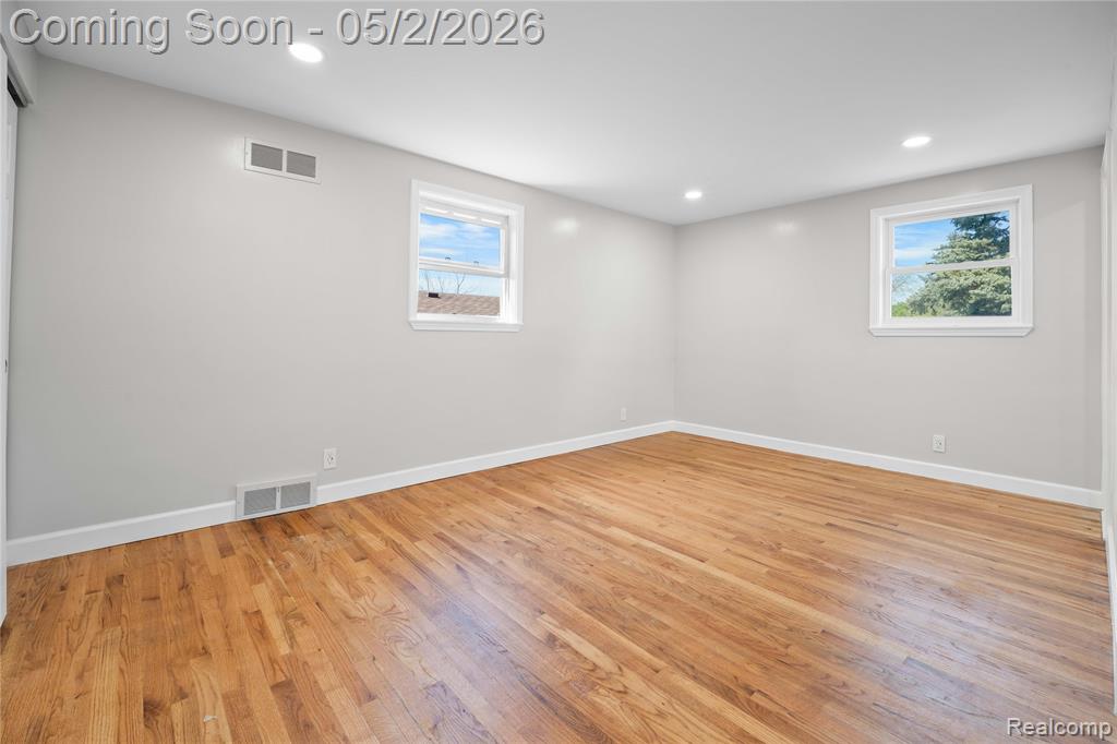 5 Snow Court, Dearborn, MI 48124 — Photo 29