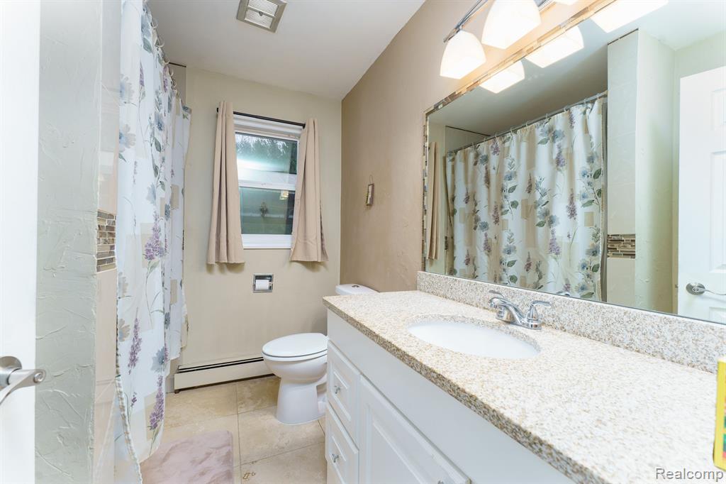 5217 BULL RUN Road, Gregory, MI 48137 — Photo 14