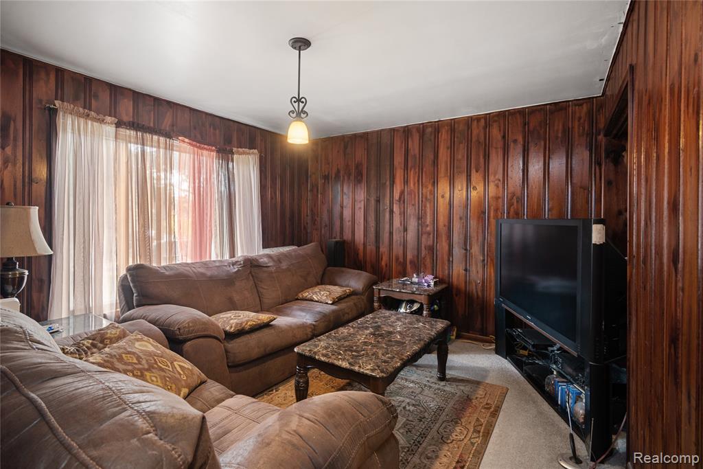2484 Chicago Boulevard, Detroit, MI 48206 — Photo 15