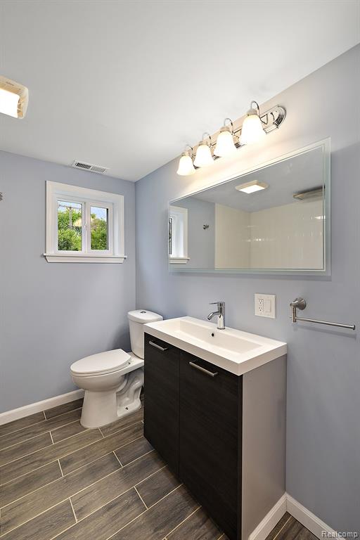 759 YOUNG Street, Pontiac, MI 48340 — Photo 16