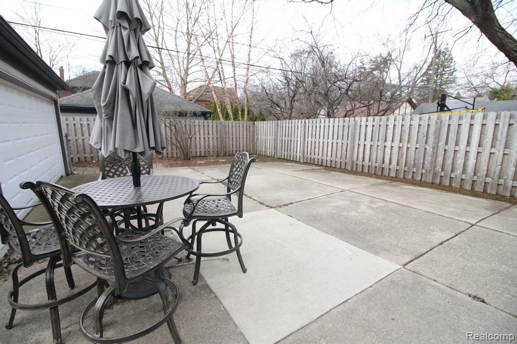 1383 Bishop Road, Grosse Pointe, MI 48230 — Photo 49