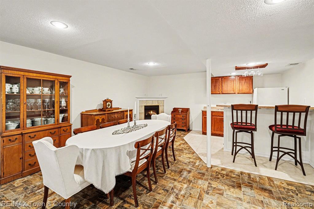 9358 Parkview Circle, Grand Blanc, MI 48439 — Photo 20
