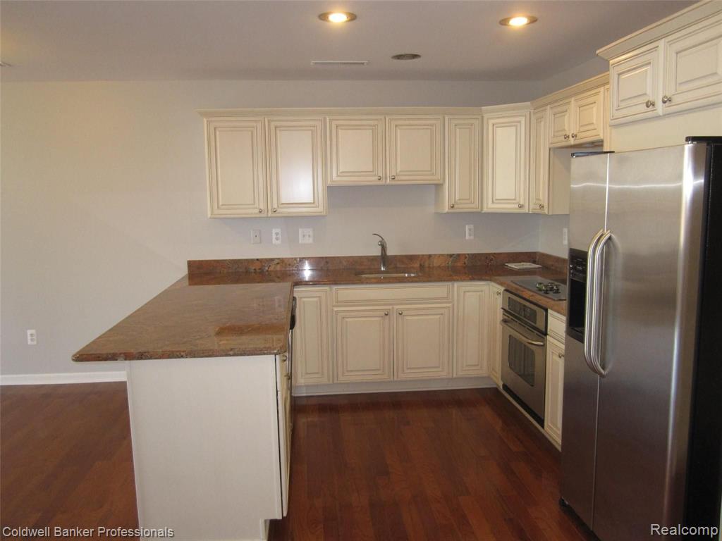 614 E Eleven Mile Road, Royal Oak, MI 48067 — Photo 13