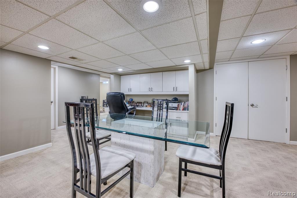 5292 Pond Bluff Drive, West Bloomfield, MI 48323 — Photo 65