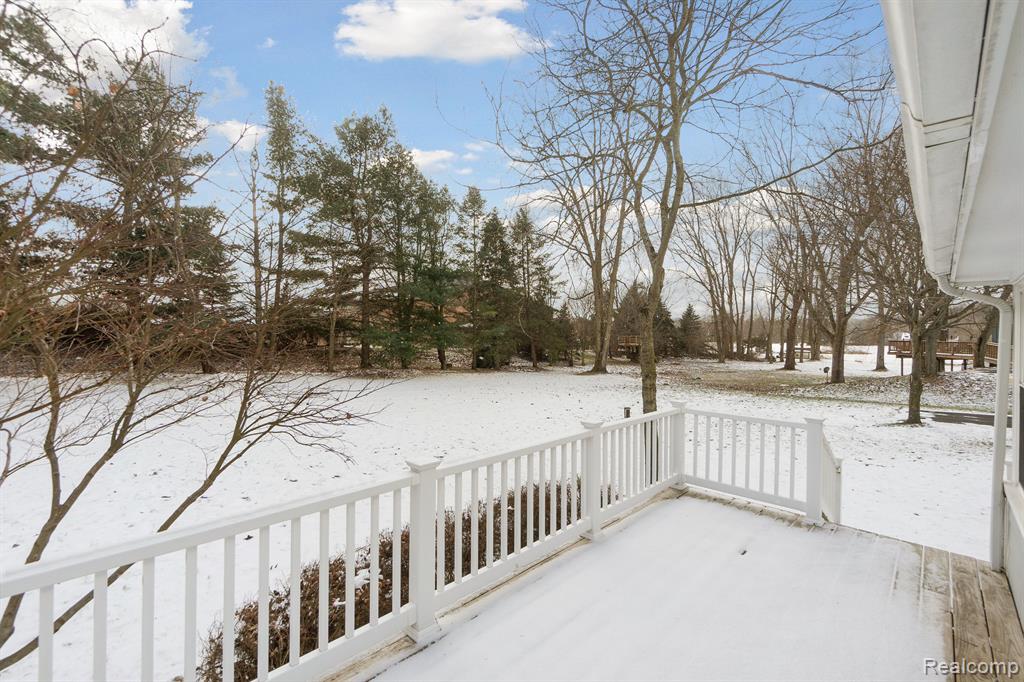 2086 CUMBERLAND Drive, Brighton, MI 48114 — Photo 41