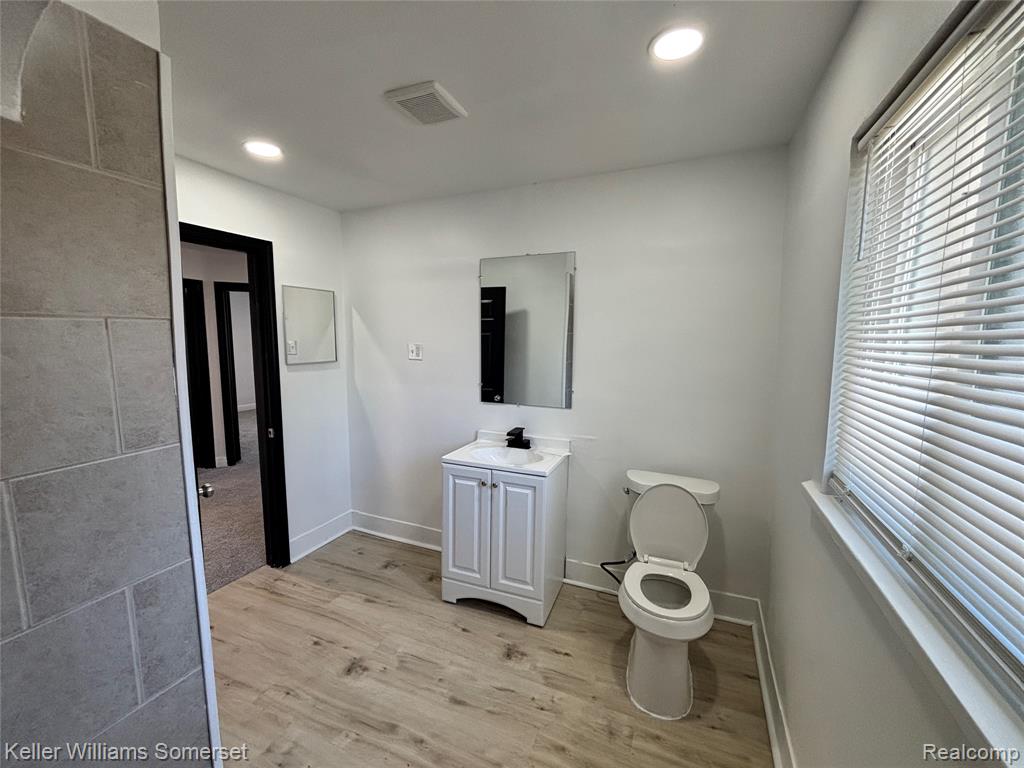 14800 Woodmont Avenue, Detroit, MI 48227 — Photo 15