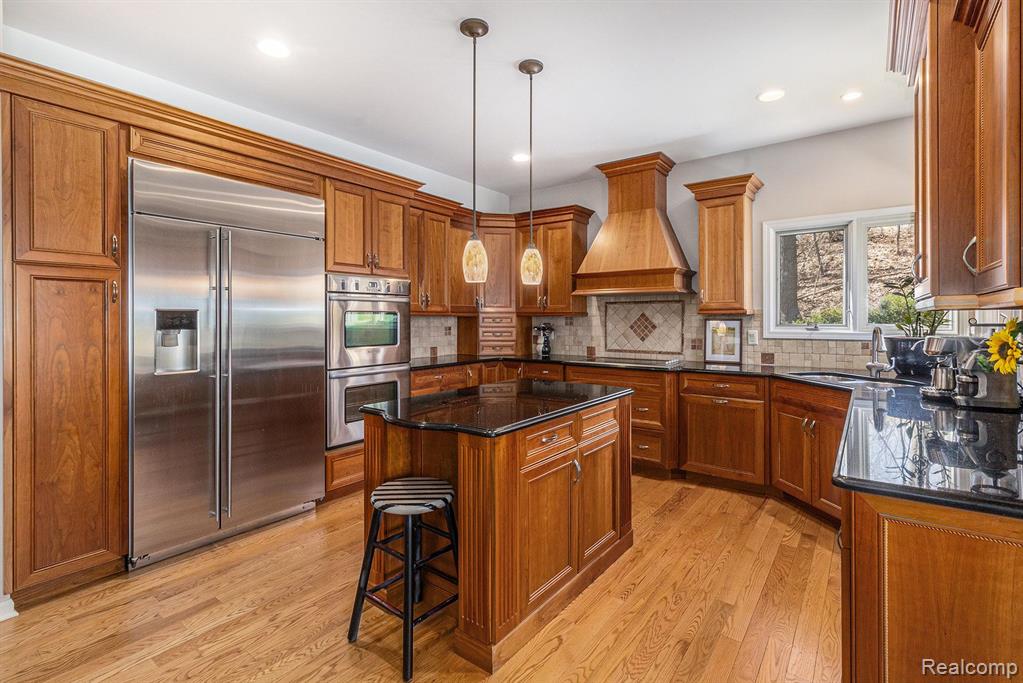 7643 MISTWOOD Drive, White Lake, MI 48383 — Photo 30