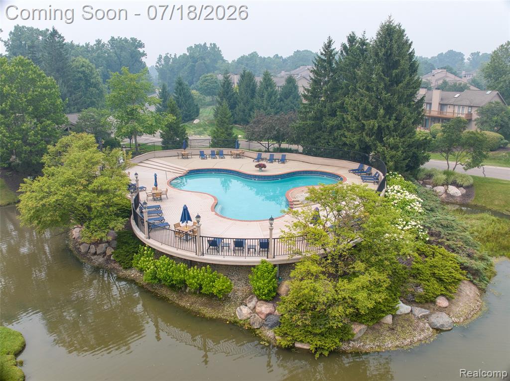 7482 Sheffield, West Bloomfield, MI — Photo 41