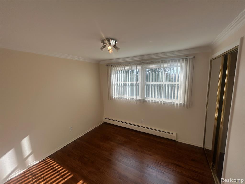 5659 KINGSMILL, Bloomfield Hills, MI — Photo 36
