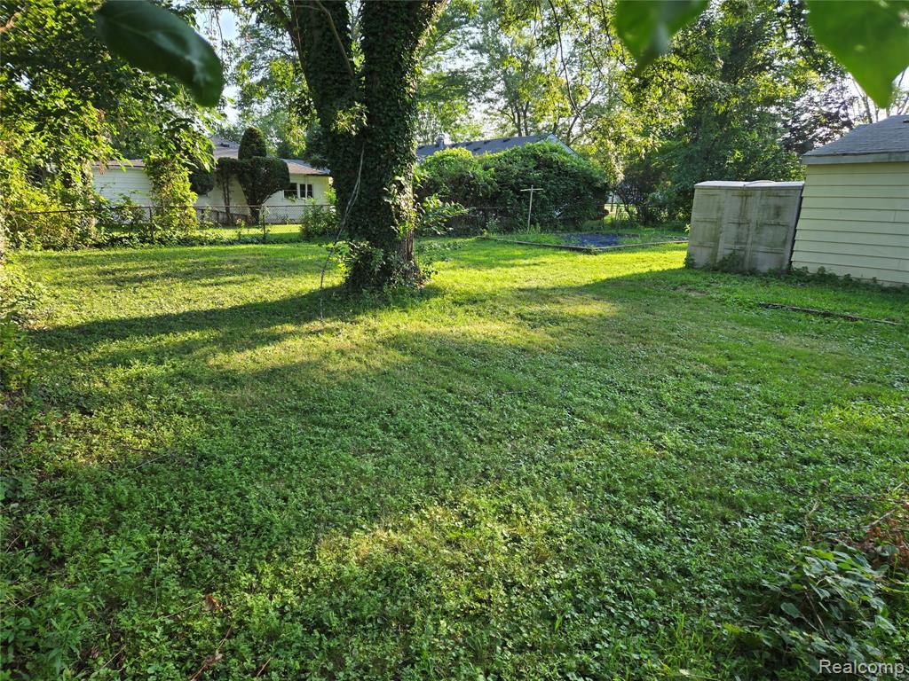 43982 North Avenue, Clinton Twp, MI 48036 — Photo 26