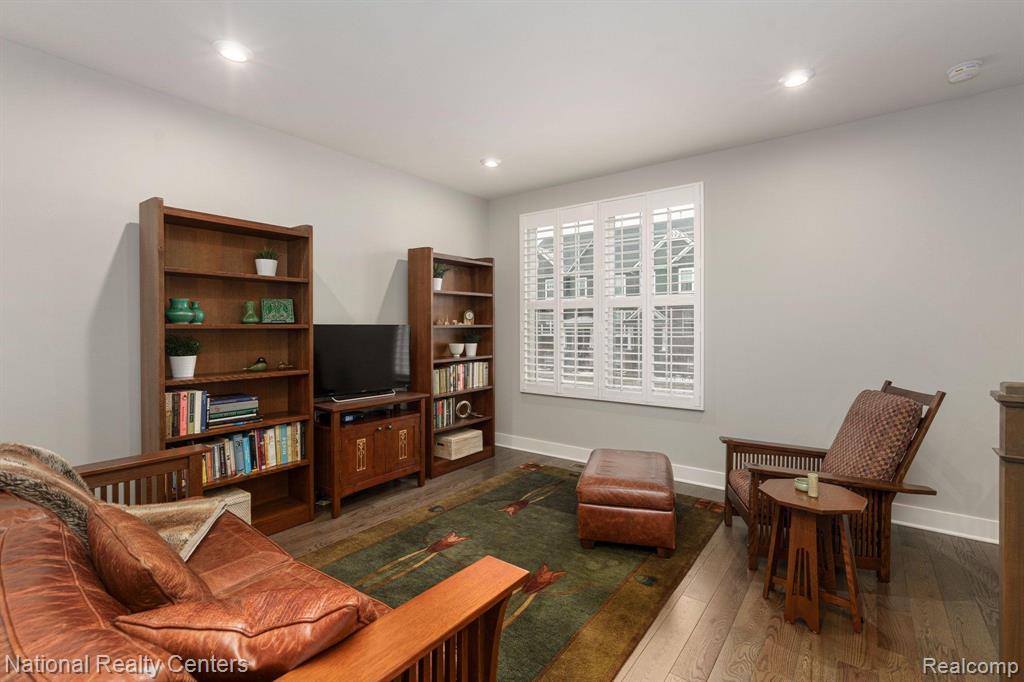 211 Sydney Court, Plymouth, MI 48170 — Photo 10