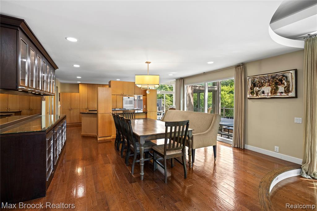 6067 Charles Drive, West Bloomfield, MI — Photo 13